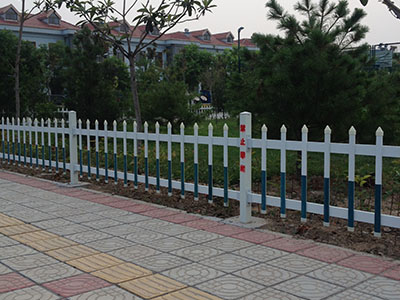 杭州玻璃钢草坪栅栏